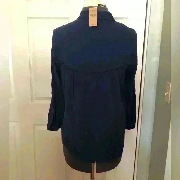 AMERICAN EAGLE OUTFITTERS DARK BLUE LONG SLEEVE BUTTON BLOUSE XS - Picture 2 of 6